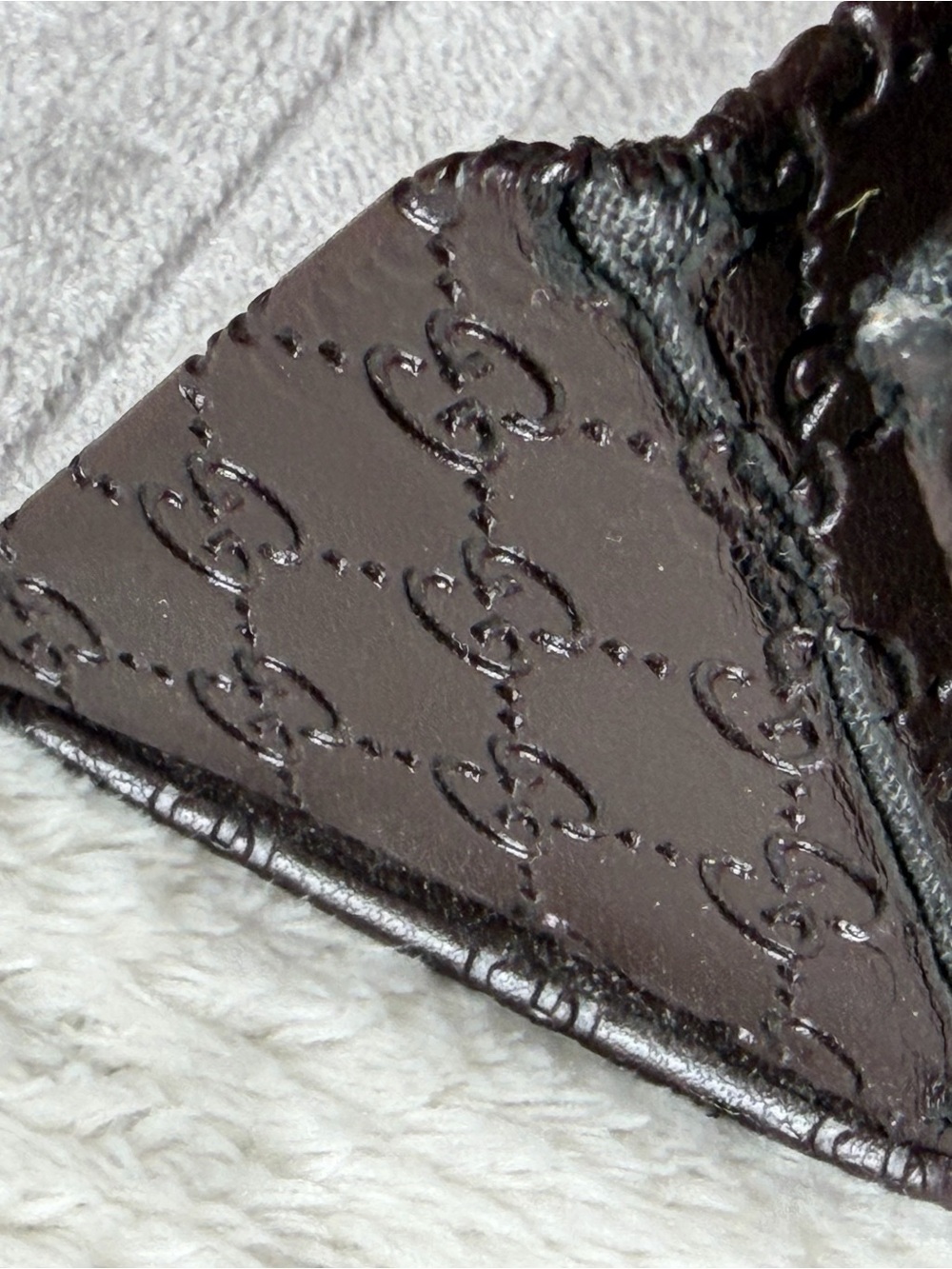 Authentic Gucci foldable leather eyeglass case - Picture 9 of 16
